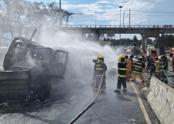 ¡Tragedia en Iztapalapa! Explosión de pipa deja 17 muertos y 35 luchando por su vida