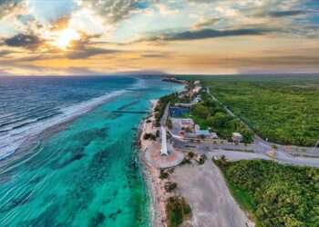 Quintana Roo debe aplicar sus propios planes de desarrollo para salvar su modelo turístico, advierte experta