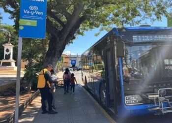 ¡Freno de mano! 200 autobuses nuevos del Va y Ven están parados por falta de dinero MÉRIDA, Yucatán.