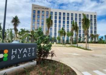 ¡Aterriza el lujo! Abren nuevo Hyatt Place en el Aeropuerto de Cancún con 156 cuartos