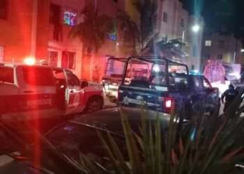 Venganza en llamas: Pierde pelea y prende fuego a departamento en Cancún