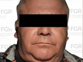 FGR detiene en Puebla a excomisionado federal vinculado al entorno de Genaro García Luna
