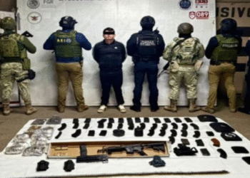 Tras casi chocar con patrulla, capturan a joven que transportaba 72 kilos de metanfetamina en Baja California