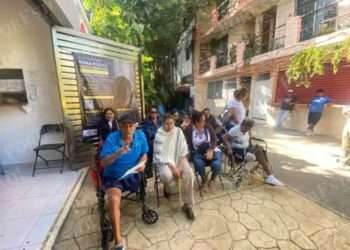 Denuncian discriminación en trámite de CURP biométrica en Cancún