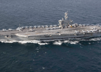 Derriban dron iraní cerca de portaaviones de EE.UU. en medio de tensión con Teherán