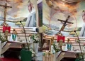 ¡LA CRUZ LO MATÓ EN PLENA MISA! Video Impactante